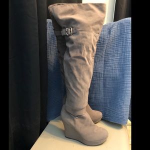 Over the knee suede like gray boots
